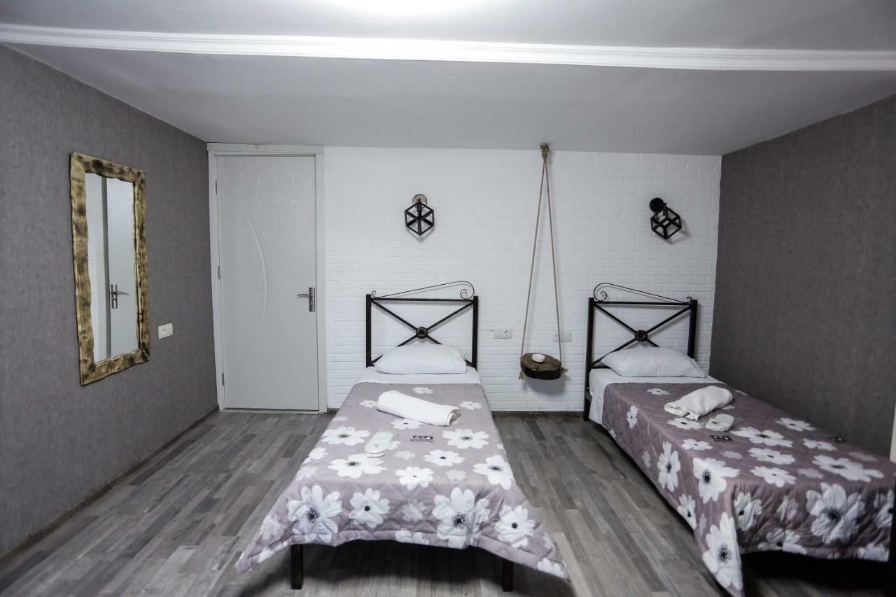 Sunnyavlabari Homestay Tiflis Exterior foto