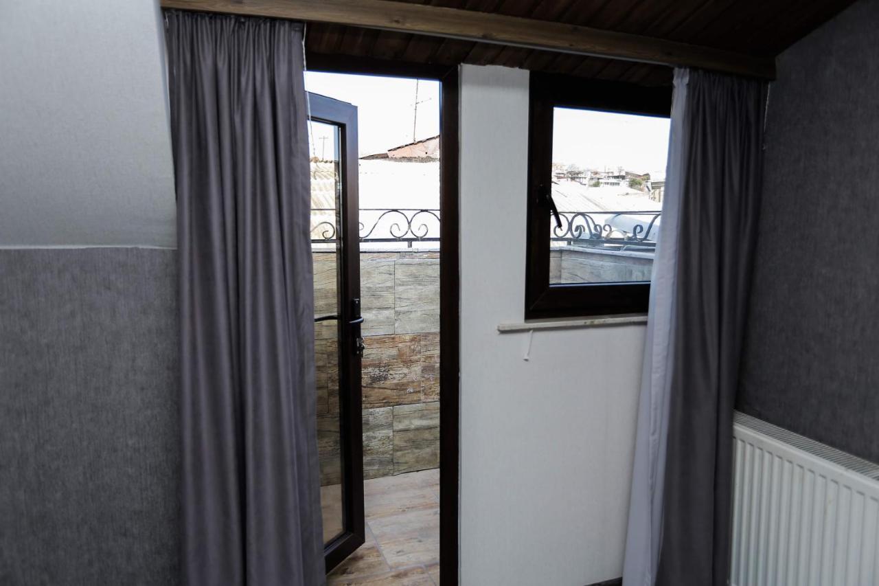 Sunnyavlabari Homestay Tiflis Exterior foto
